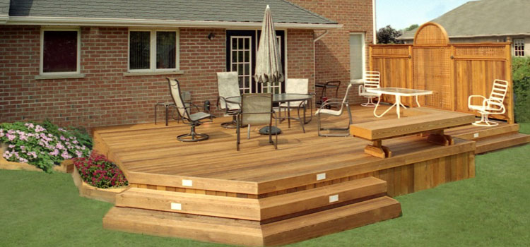 Cedar Composite Decking in Tarzana, CA